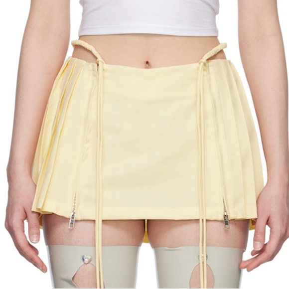 no dress yellow pleated mini skirt🐣 - Picture 9 of 9